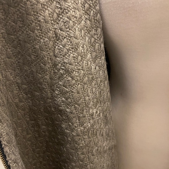 Free people Acrylic Zip Front Cape - Picture 8 of 8